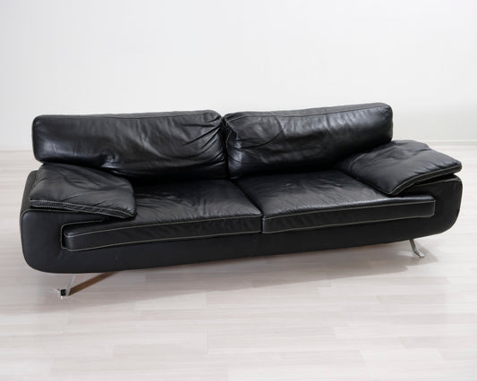 3-sits skinnsoffa svart